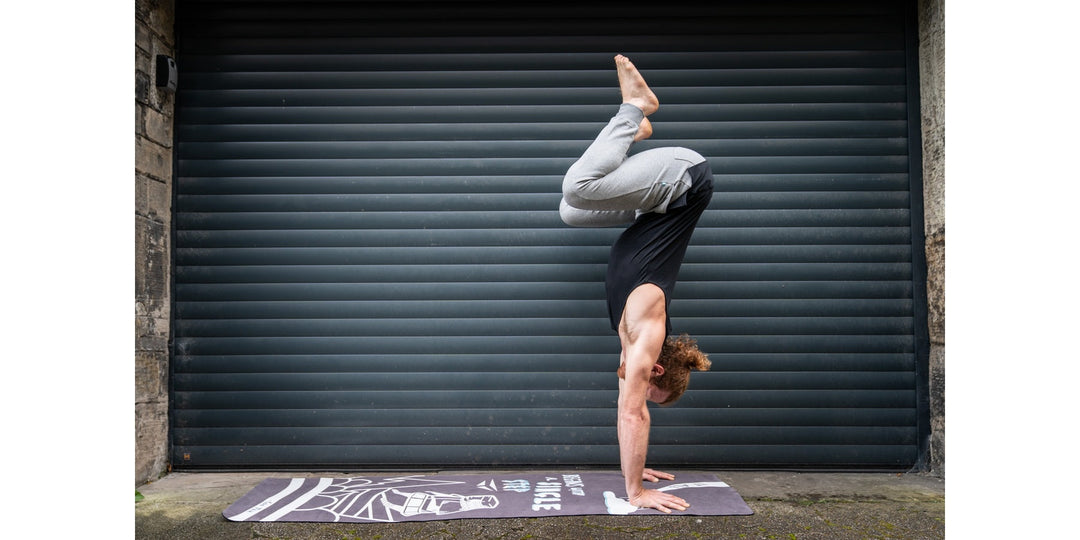 Best Men's Yoga Tops 2025: Expert Reviews & Performance Analysis