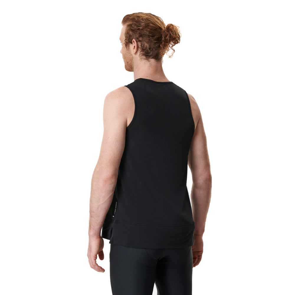 back view of warrior addicts black mens yoga top that deosnt ride up 