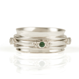 Rajalita Love Spinning Ring - Emerald